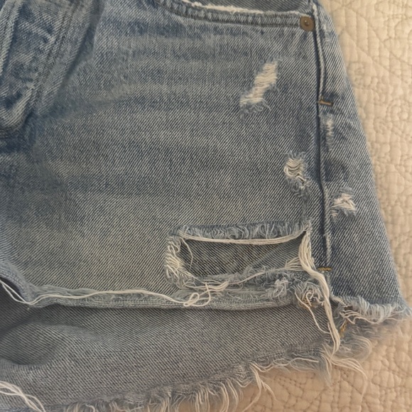Agolde Distressed Denim Shorts size 27 - Picture 4 of 10